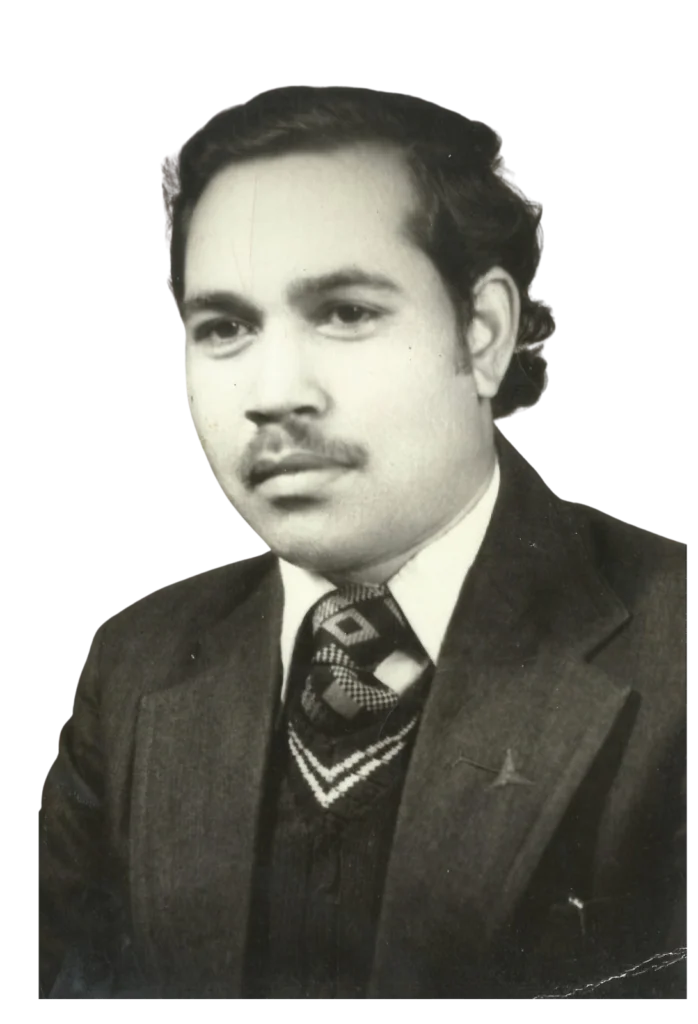 Shri Manmohan Kumar — distinguished Vedic astrologer and father of the founder